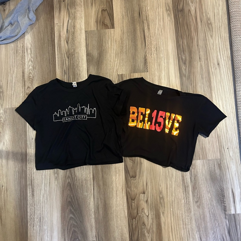 KC Cropped T-shirts - Picture 2 of 4